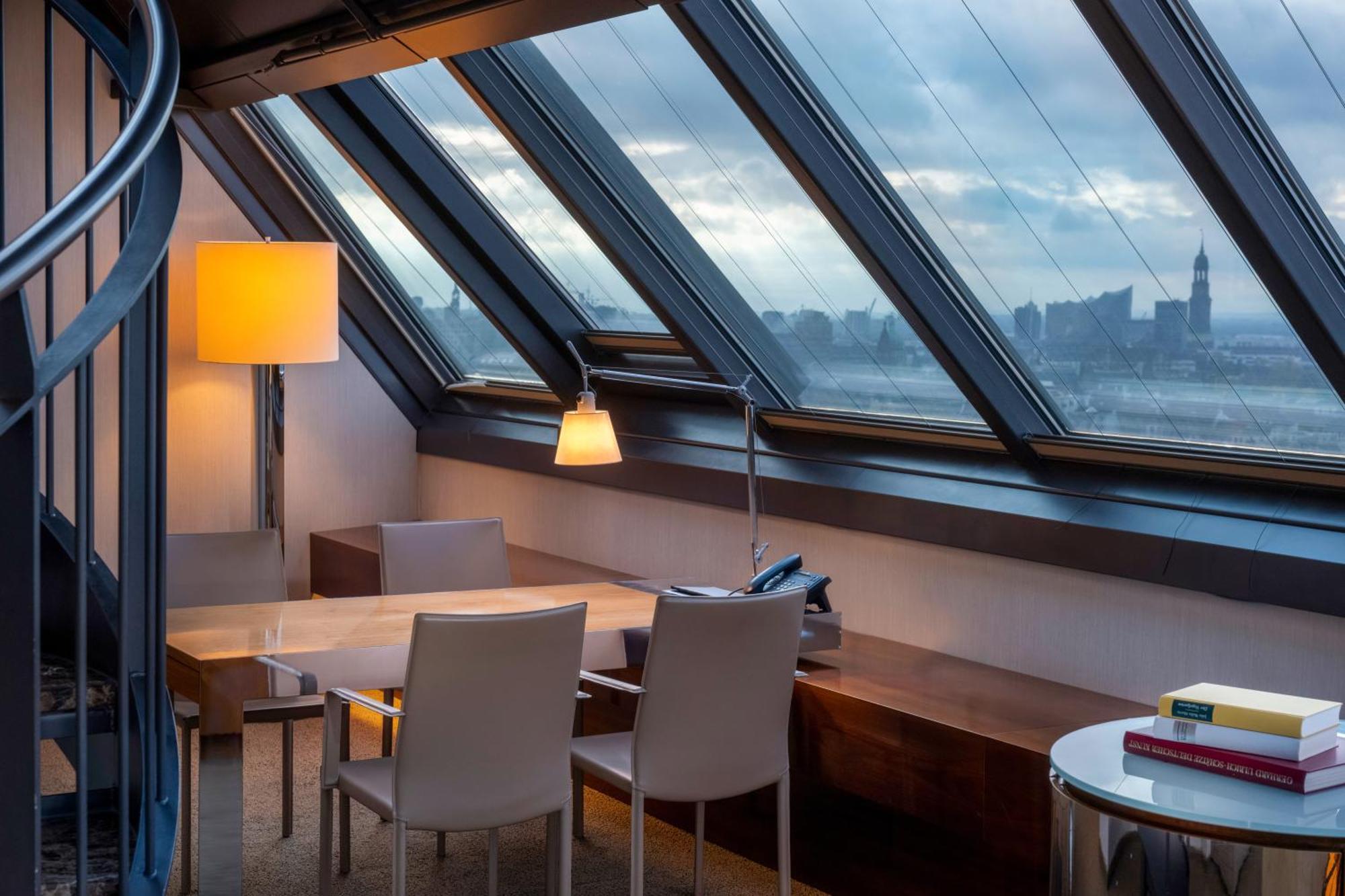 Moevenpick Hotel Hamburg City Екстер'єр фото