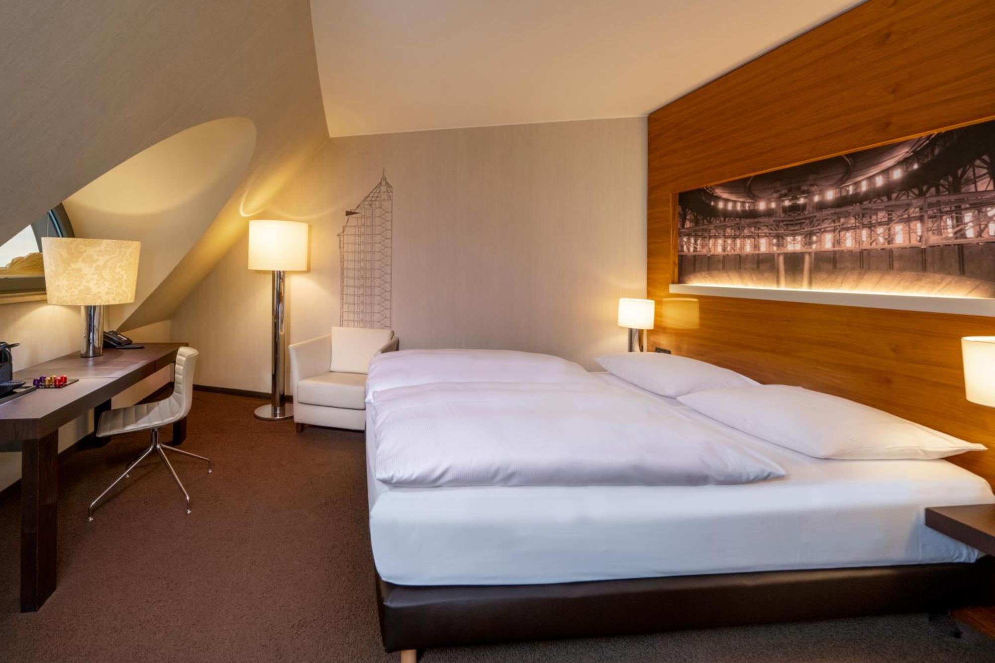 Moevenpick Hotel Hamburg City Екстер'єр фото