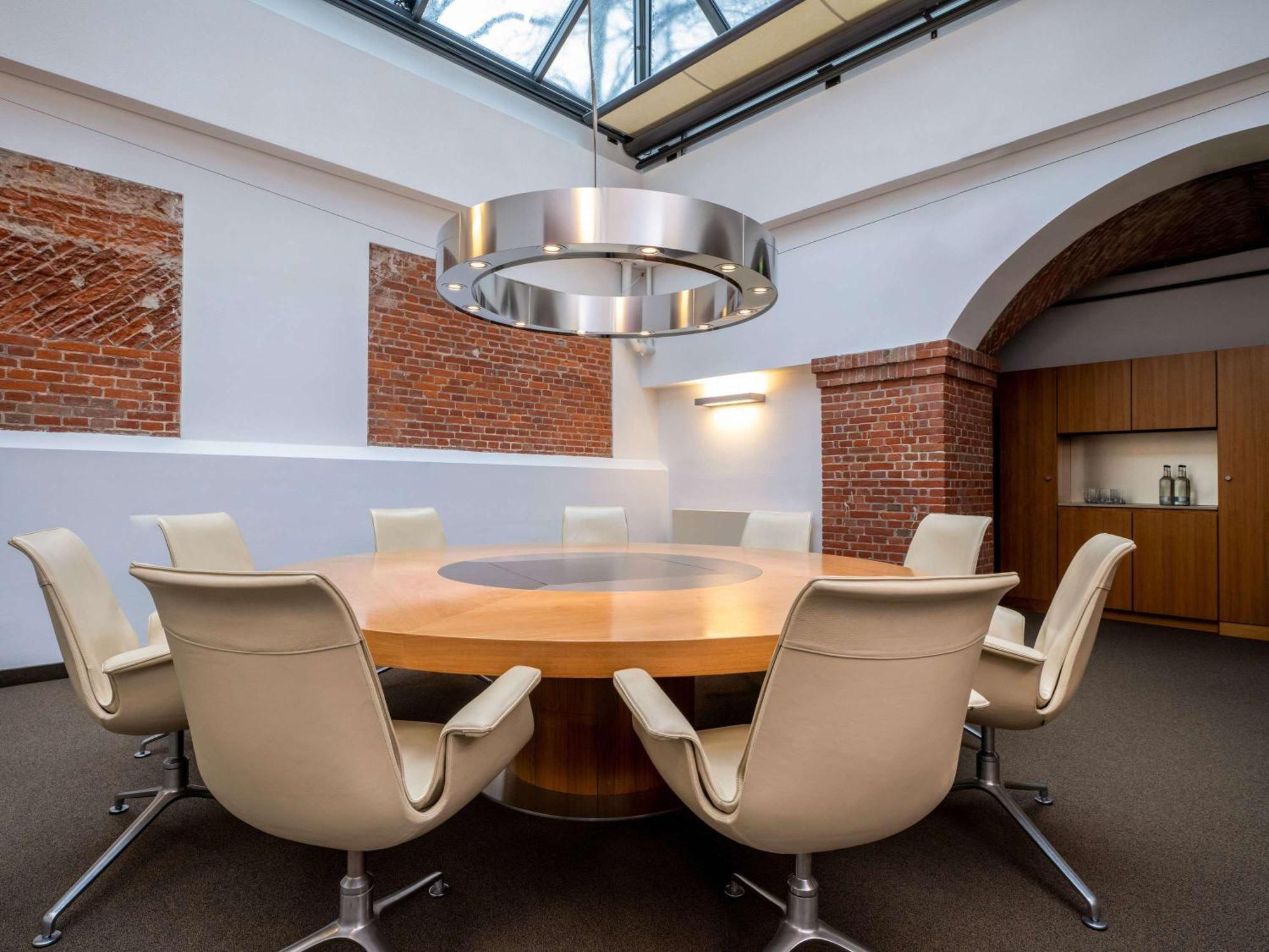 Moevenpick Hotel Hamburg City Екстер'єр фото